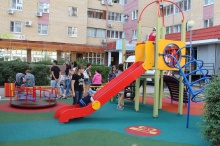 Благоустройство во дворах завершено Благоустройство во дворах завершено